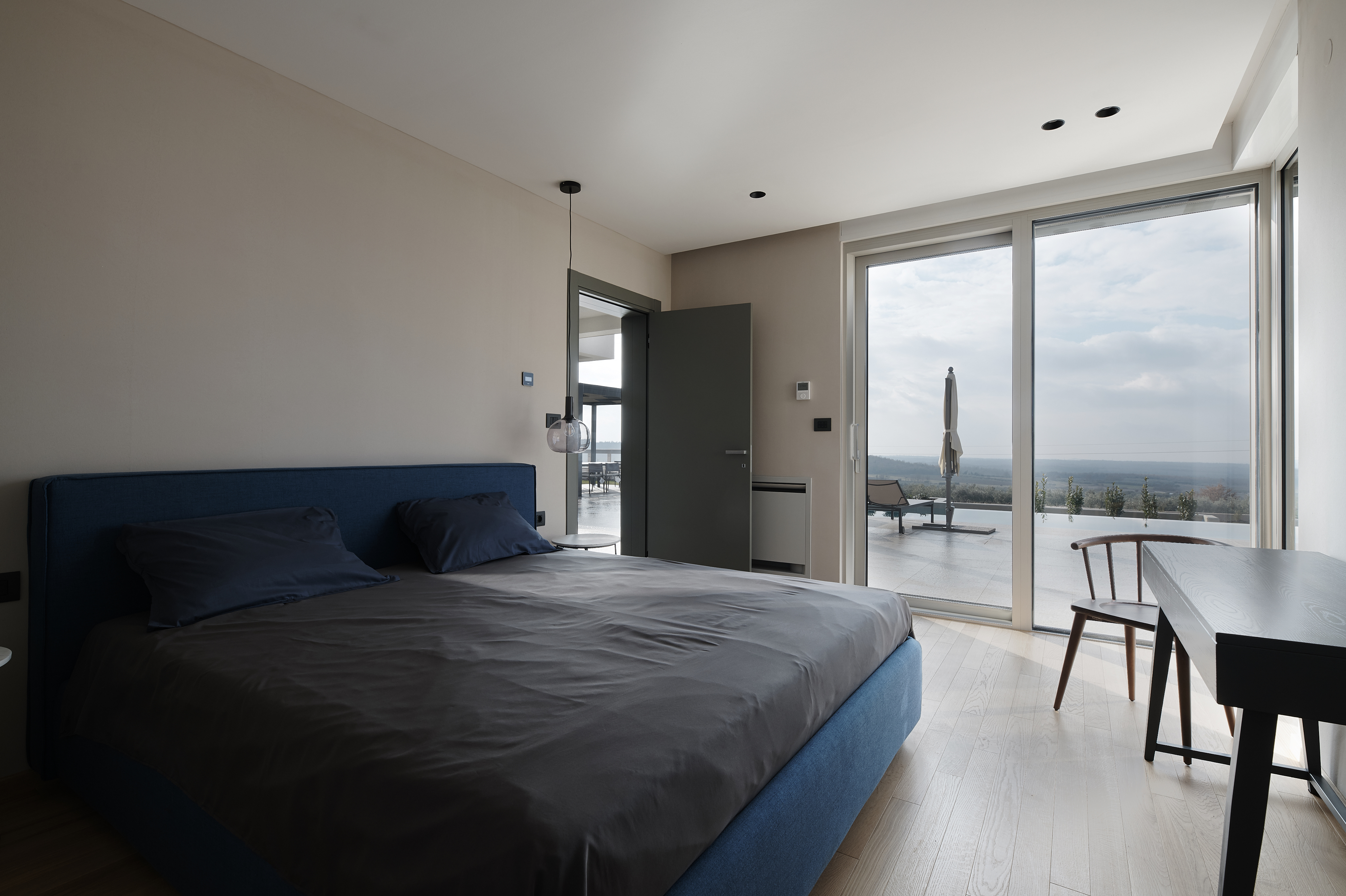 神秘内敛的伊斯特拉海岸别墅-9