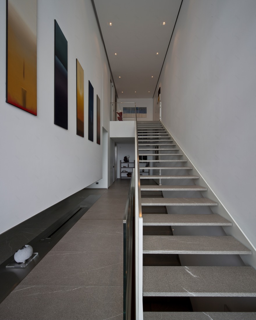 意式湖畔别墅,诠释自然与现代共生设计-21