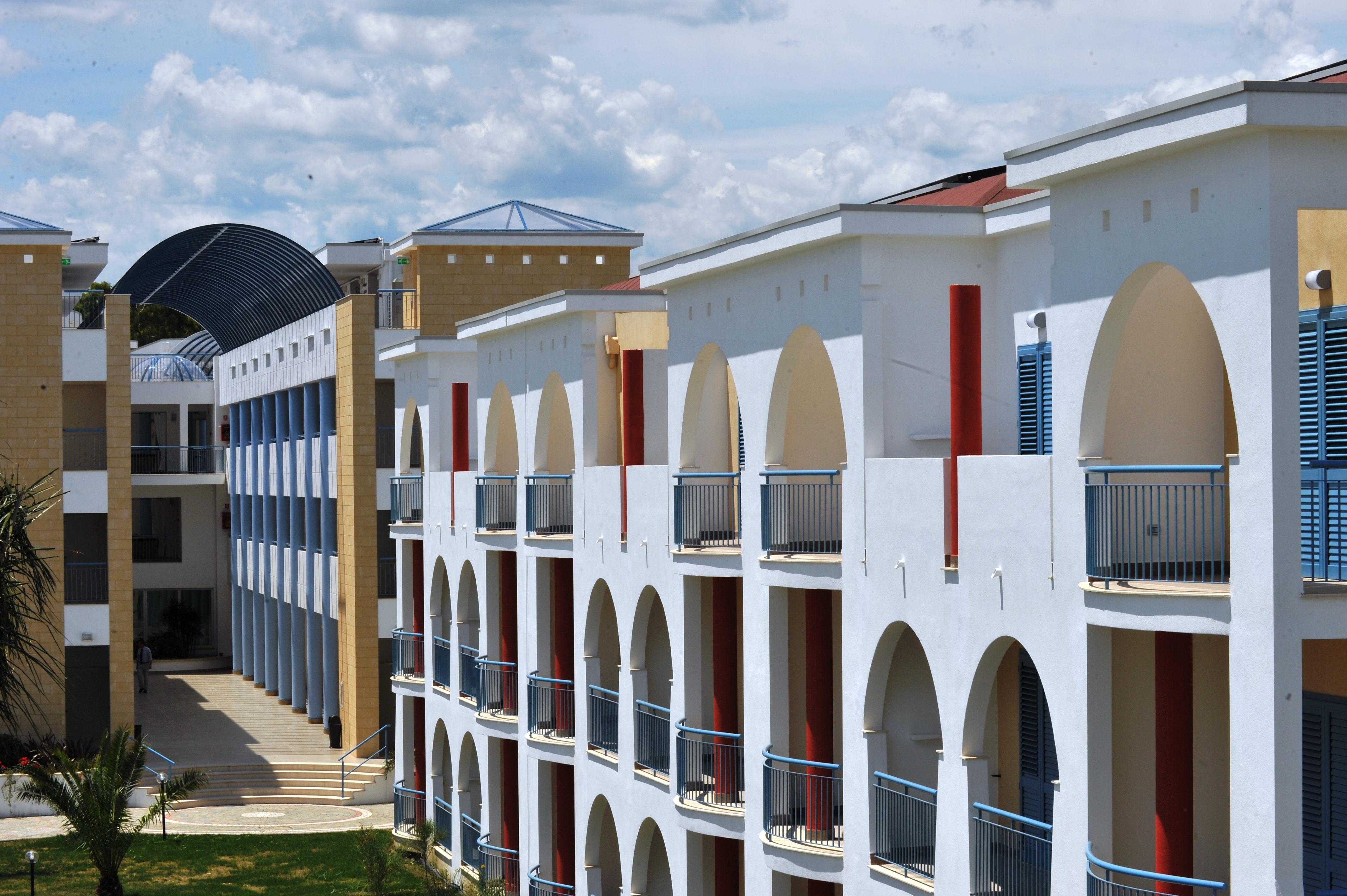 "Toccacielo Village"度假村 | 环保与优雅的结合-0