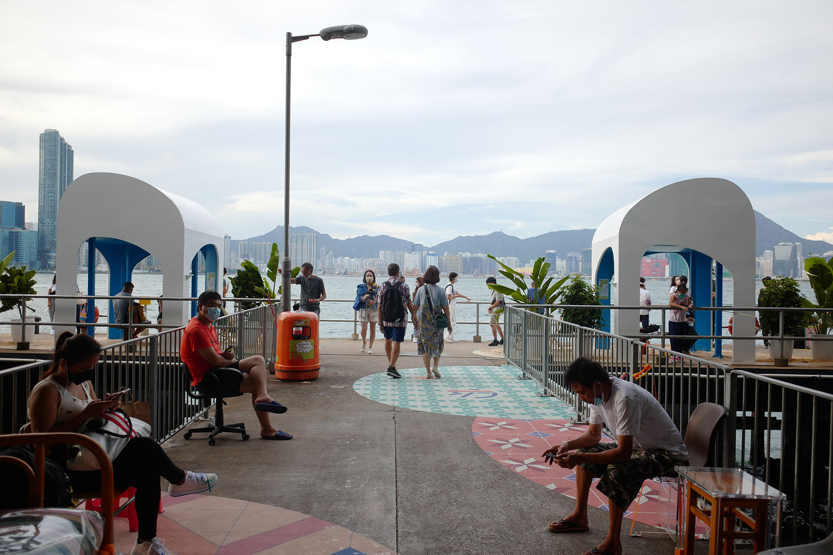 夏季凉亭，香港/维多利亚港公共码头上首个俯瞰狮子山的艺术装置-63