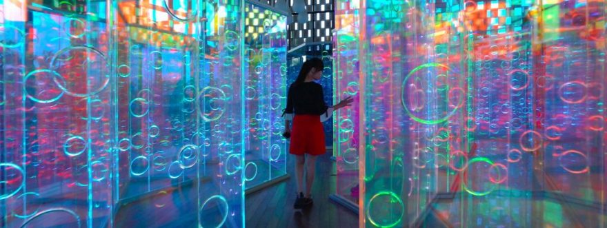 《宇宙》迷宫·彩虹光影的艺术-20