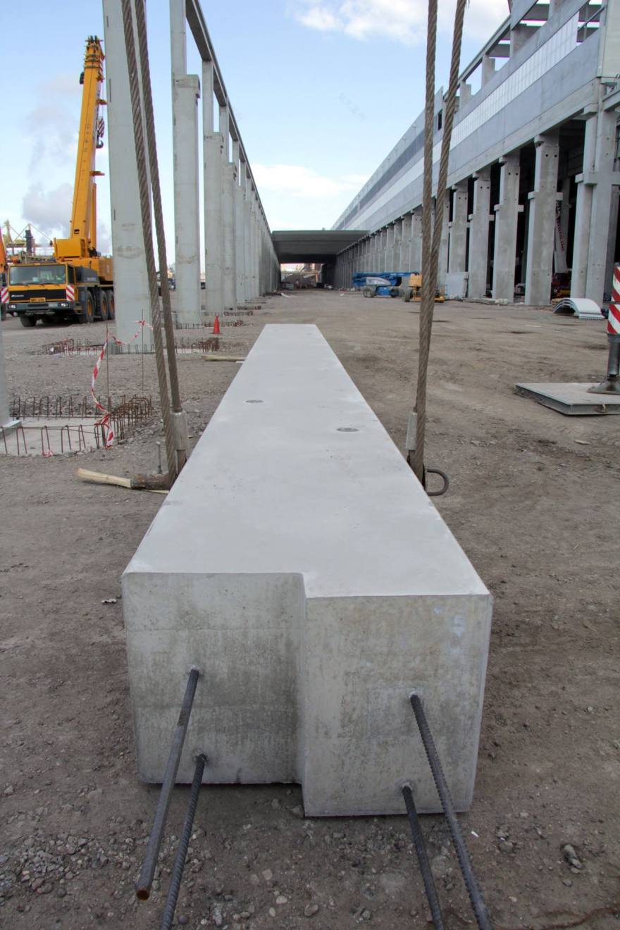 意大利钢铁工厂的现代化改造-45