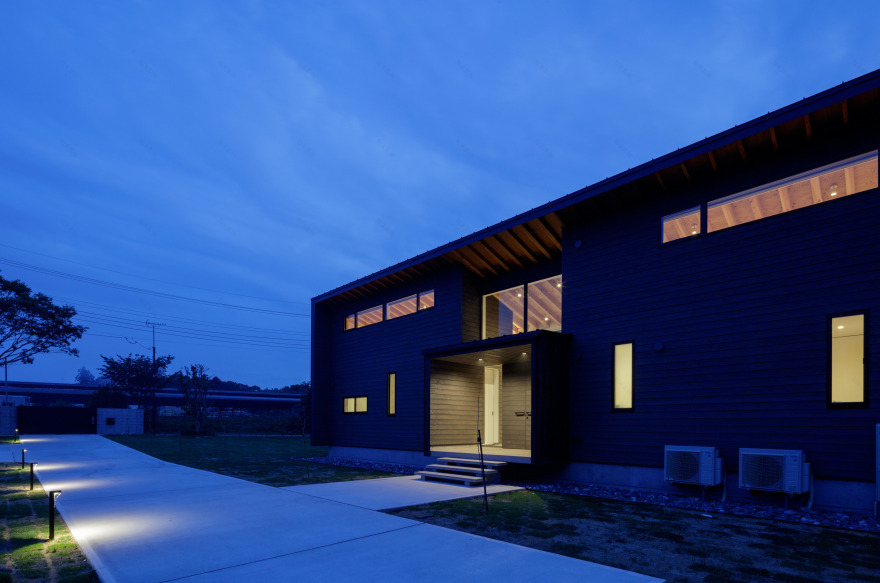 樱花下的周末别墅-47