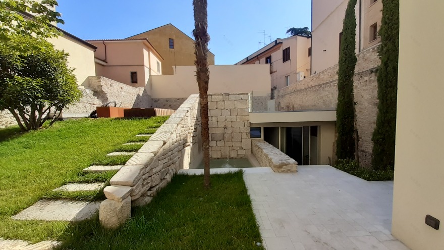 古宅新生 | 意大利 18 世纪建筑修复与现代化改造-2