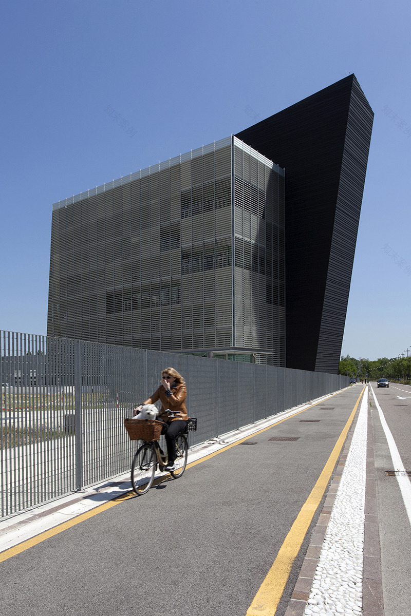 威尼斯大学教学楼 · 创新空间与景观的融合-12