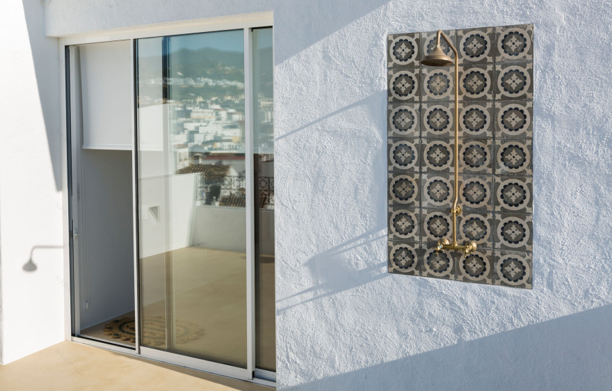 传统与当代共融的西班牙别墅设计-26