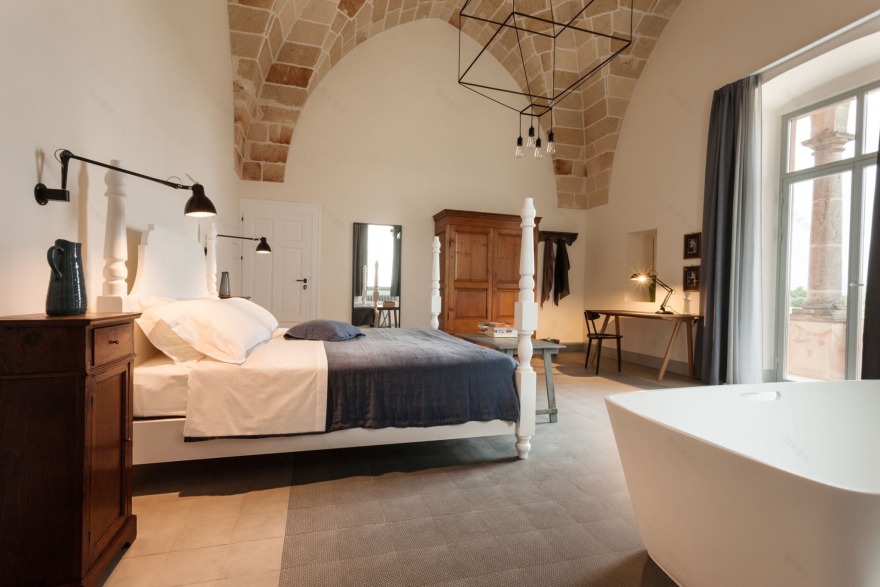 意大利乡村“贵族小屋”变身为葡萄酒度假胜地-5