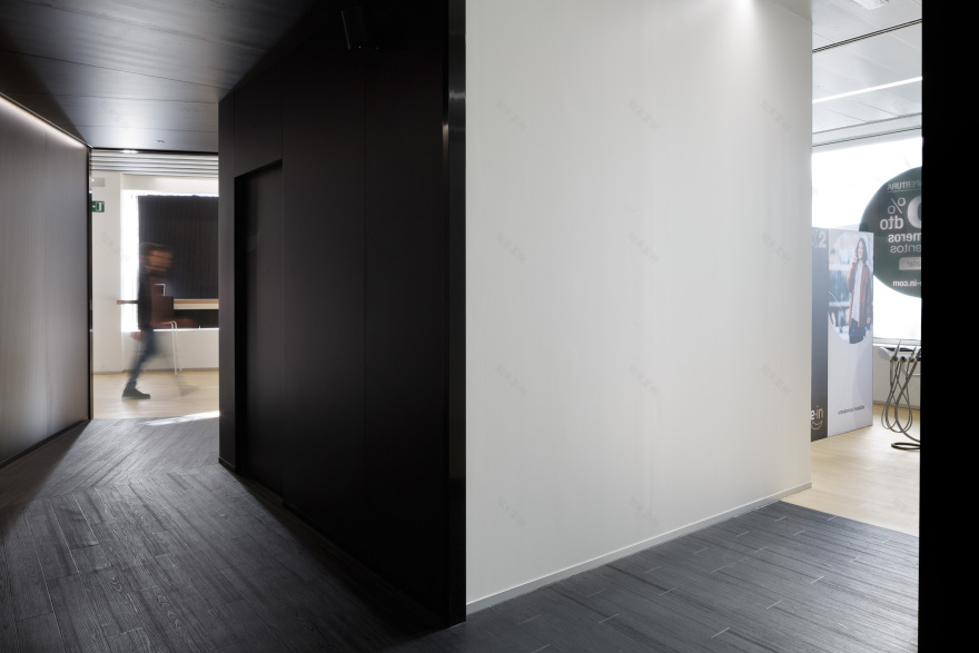 从传统到现代,牙科诊所的蜕变之路-1