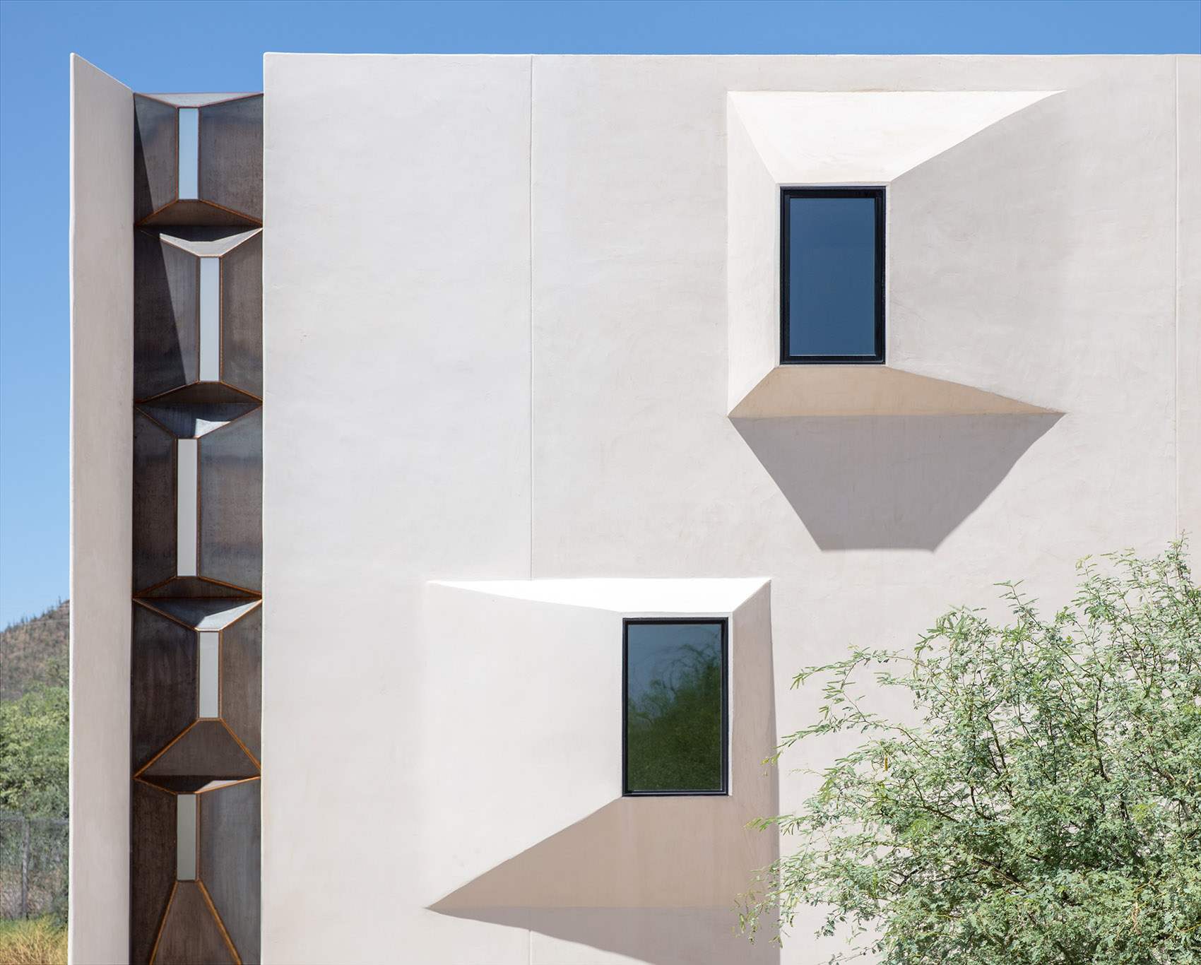 Casa Schneider · 沙漠光影间的现代家庭住宅丨美国图森丨Ibarra Rosano Design Architects-18