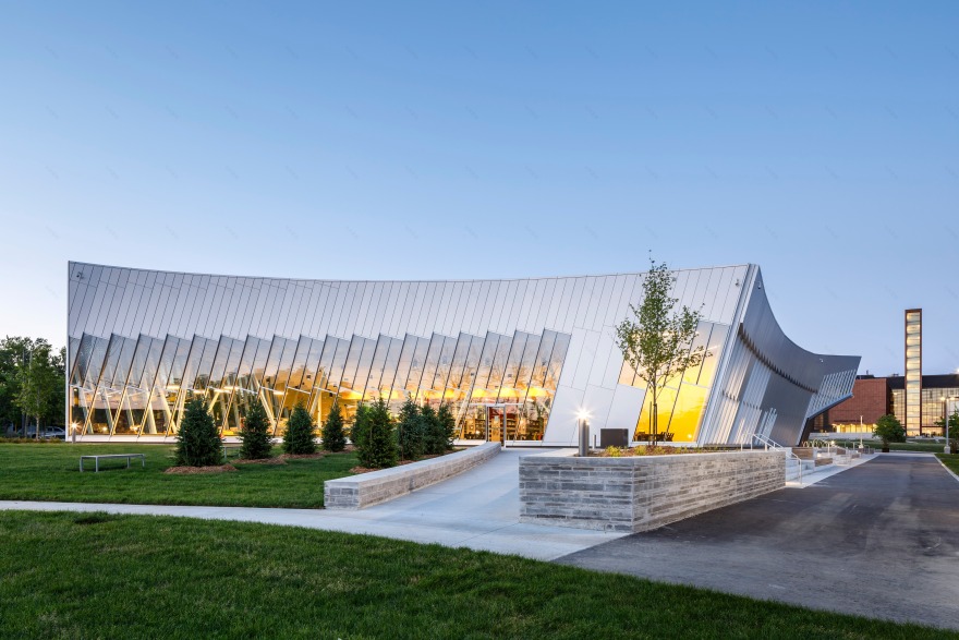 沃恩市民中心资源图书馆-17