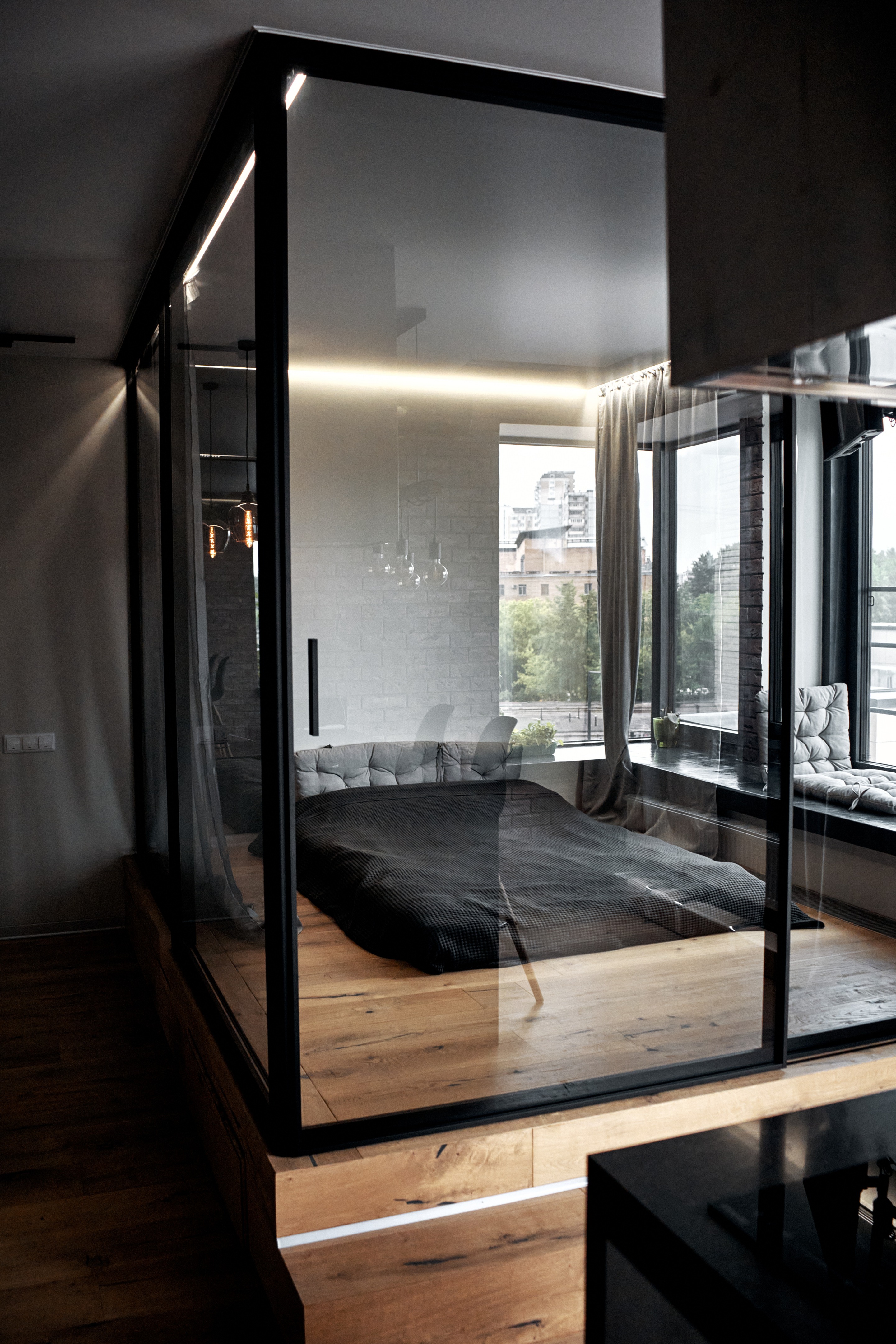 极简黑框玻璃门 | Raumplus 打造优雅室内空间-11