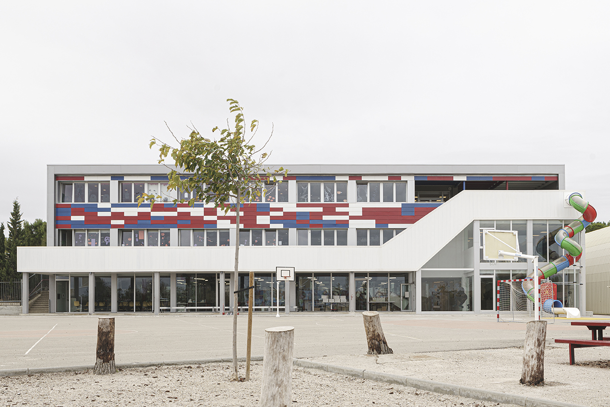 英国学校阿朗戈校区教室翻新设计-8