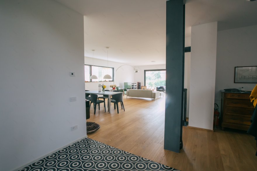 自然材料打造的意大利别墅设计-4