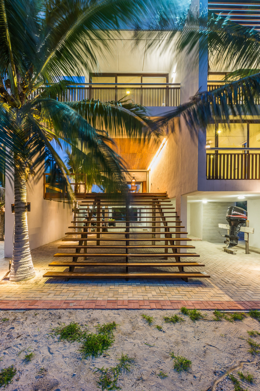 墨西哥海滨别墅 · 绿色与空间的完美融合-14