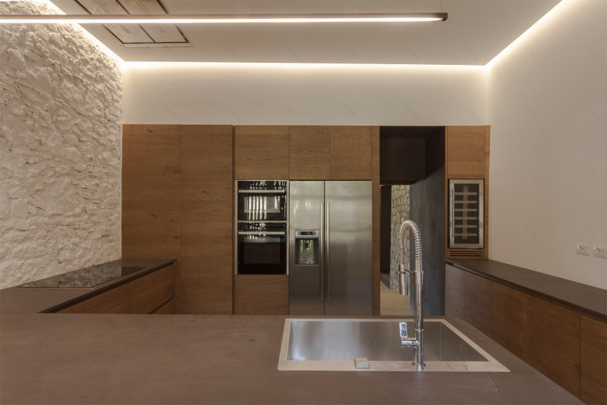 意大利乡村 18 世纪老宅翻新记-9