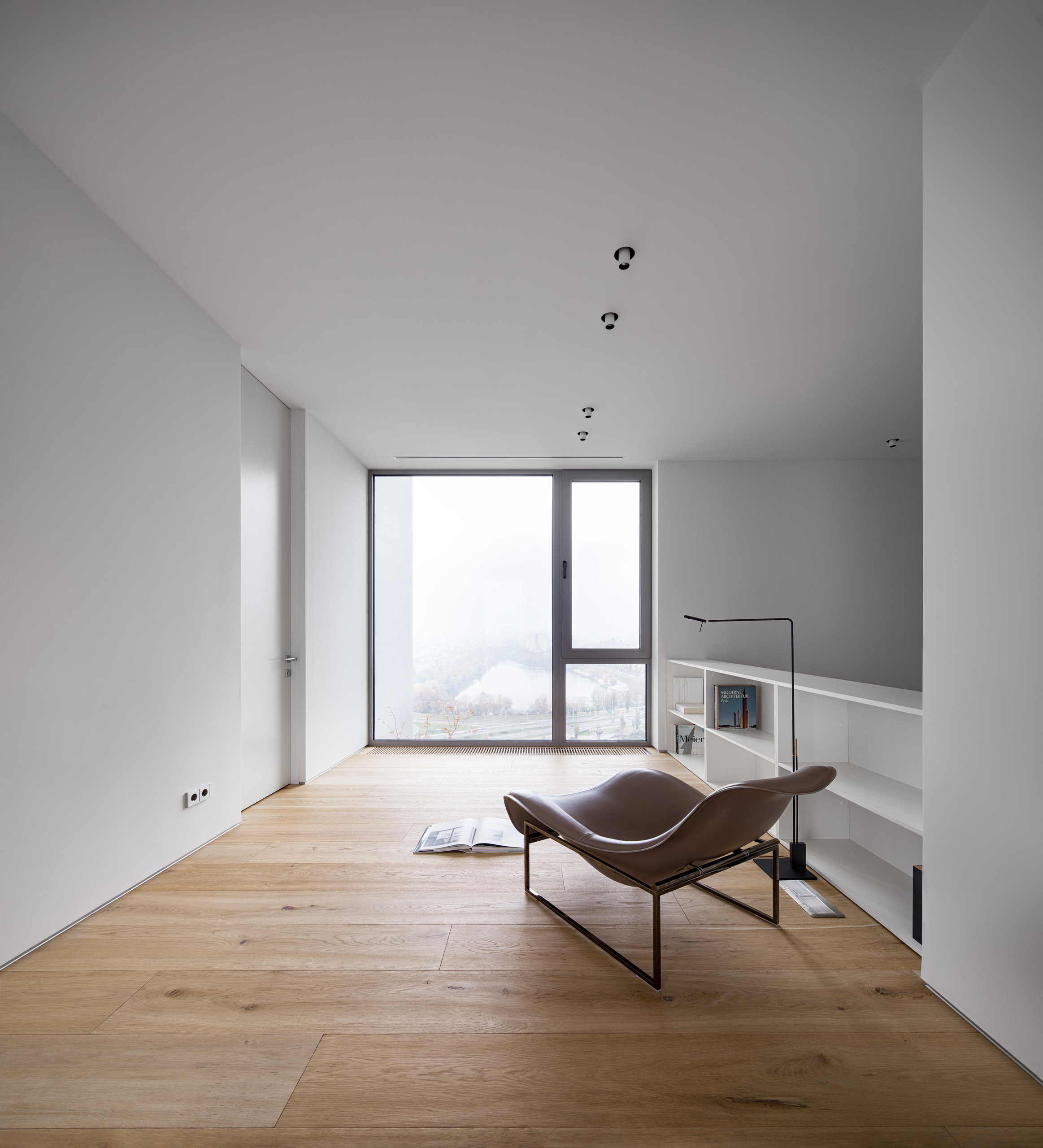 双层公寓设计，尽显空间层次感-15