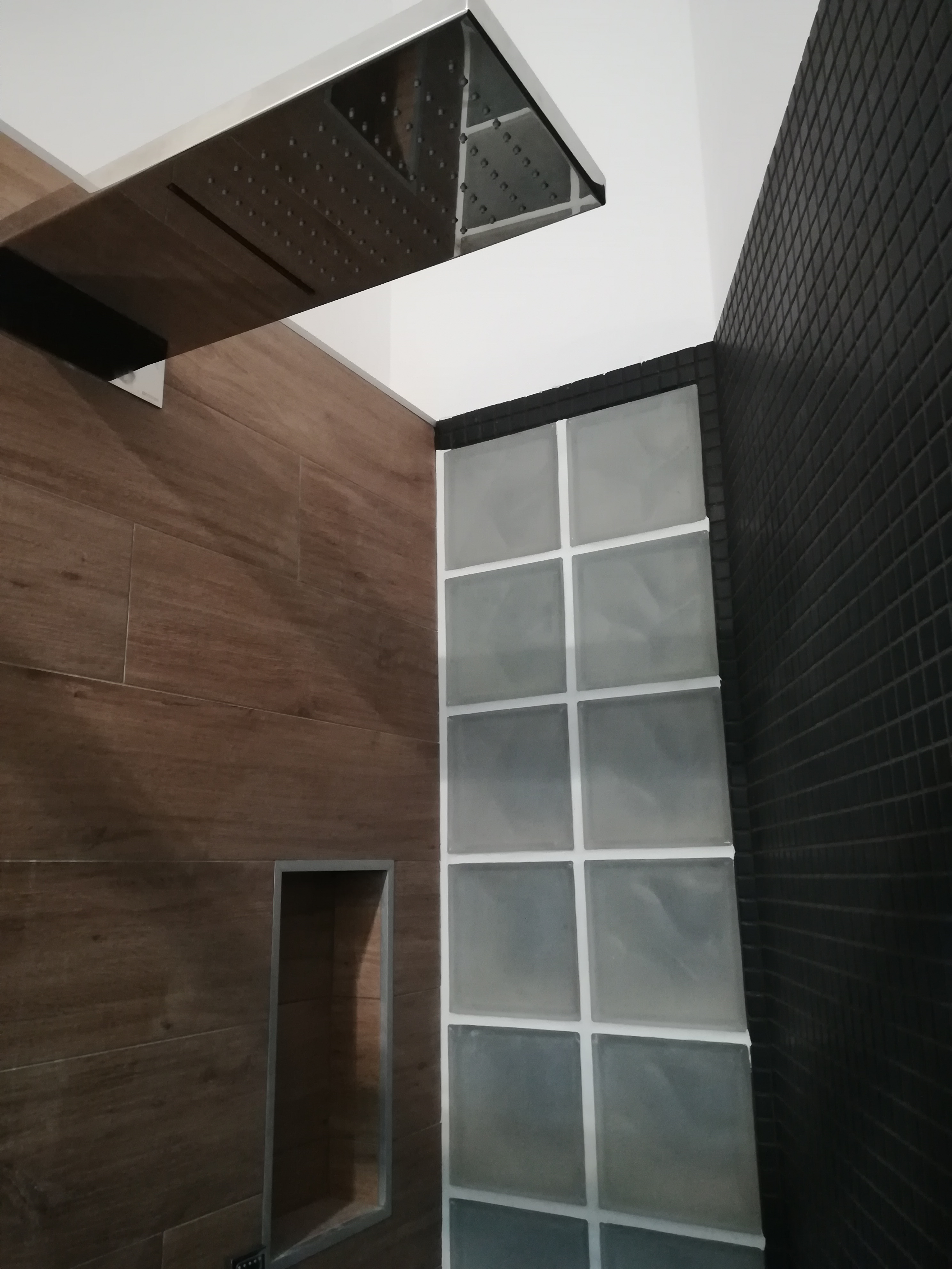 罗马精致双卫设计,细节与时尚的完美融合-26