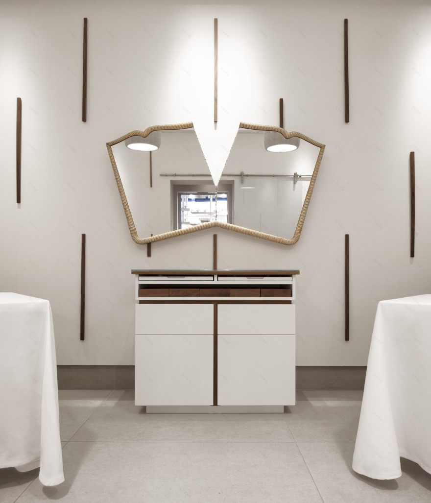 米兰星级餐厅 Il Luogo di Aimo e Nadia 翻新设计,现代与传统完美融合-5