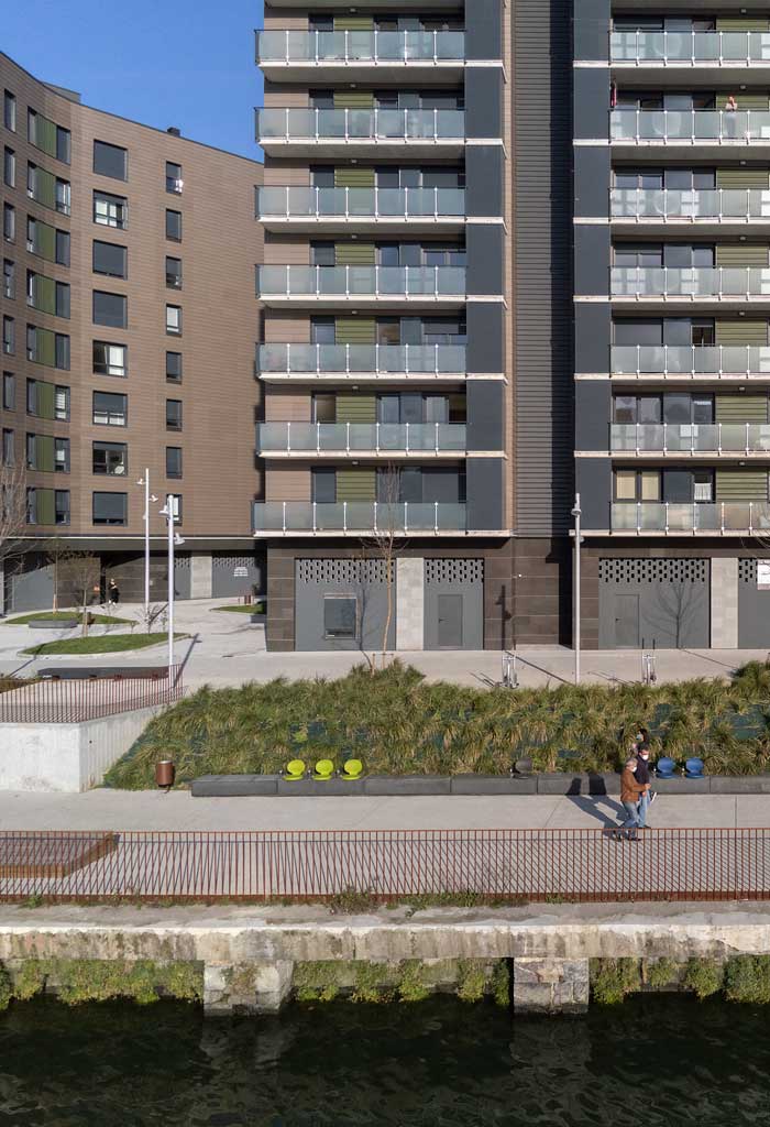 西班牙巴斯克地区 Zorrotzaurre 社区绿色环保设计丨扎哈·哈迪德建筑事务所-2