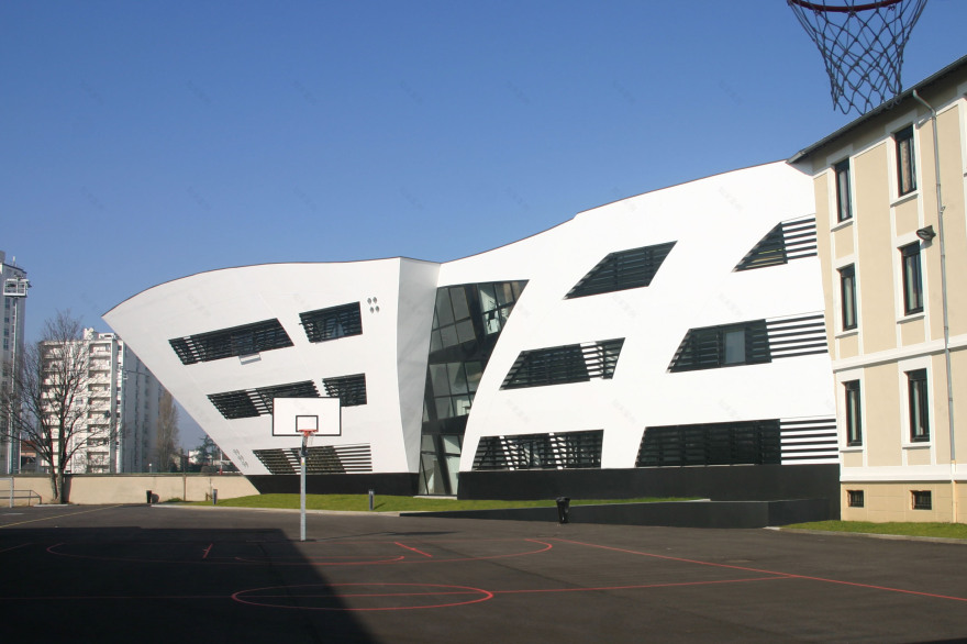 历史与现代共融的校园设计-1