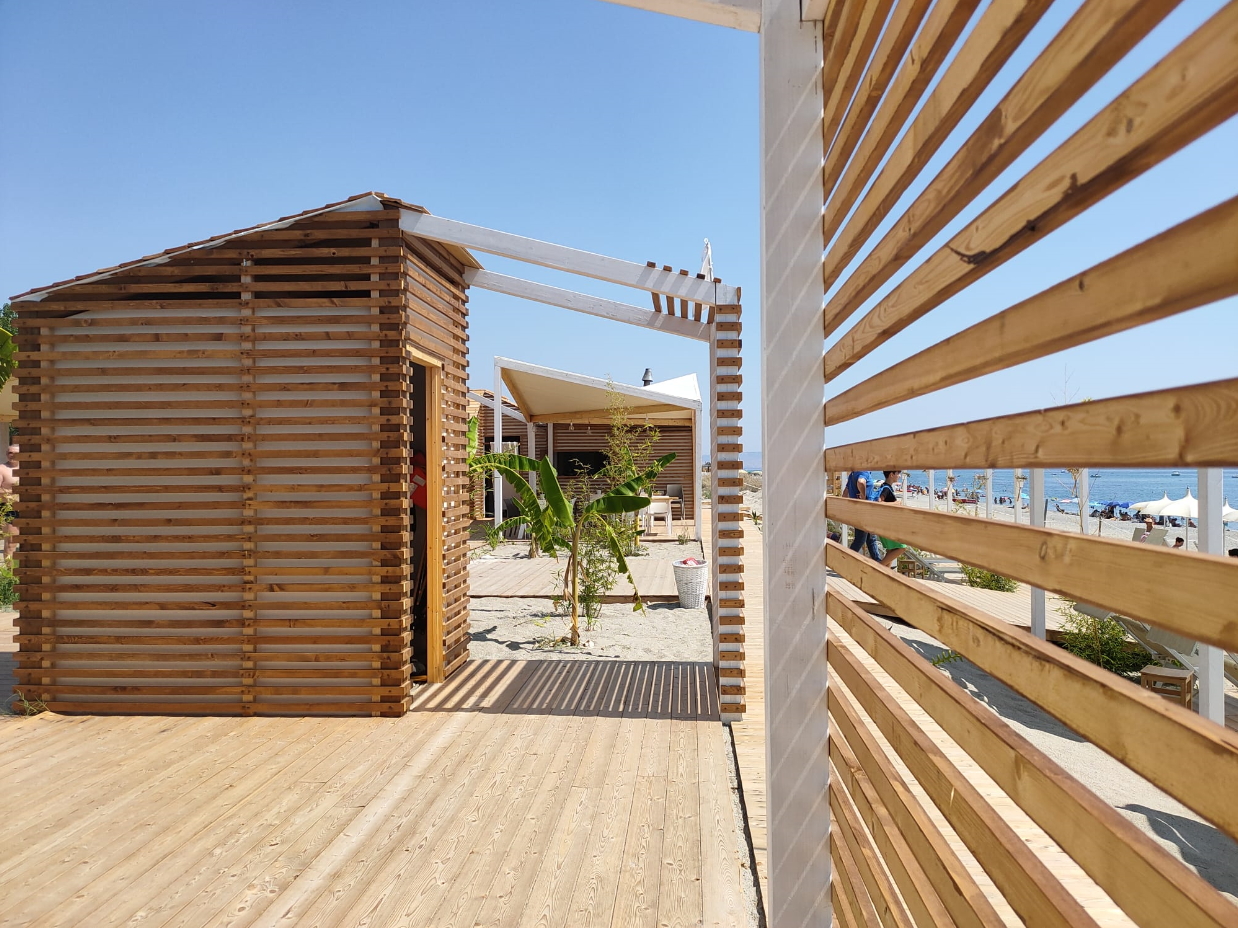 "自然元素与建筑结构的有机融合"-10