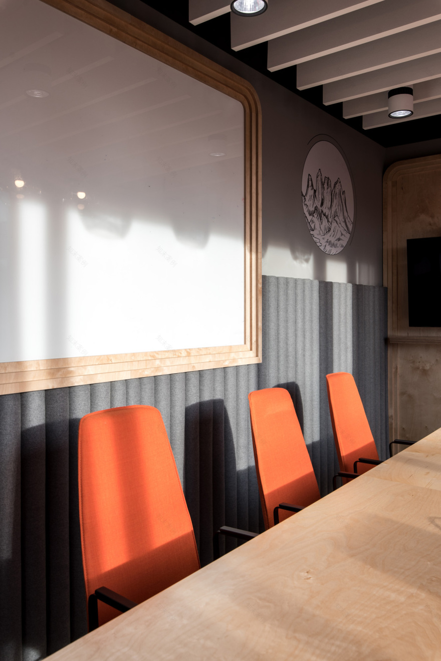 波兰 ING Tech 新办公室,现代与传统的美妙融合-56