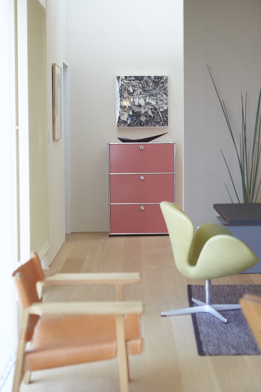 日本 Morioka 别墅现代室内设计,USM 模块化家具打造宽敞生活空间-15