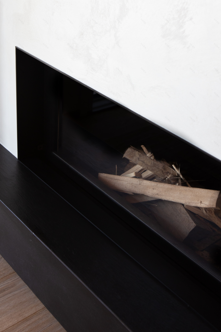 木质温馨,空间层次感凸显的家居设计-23