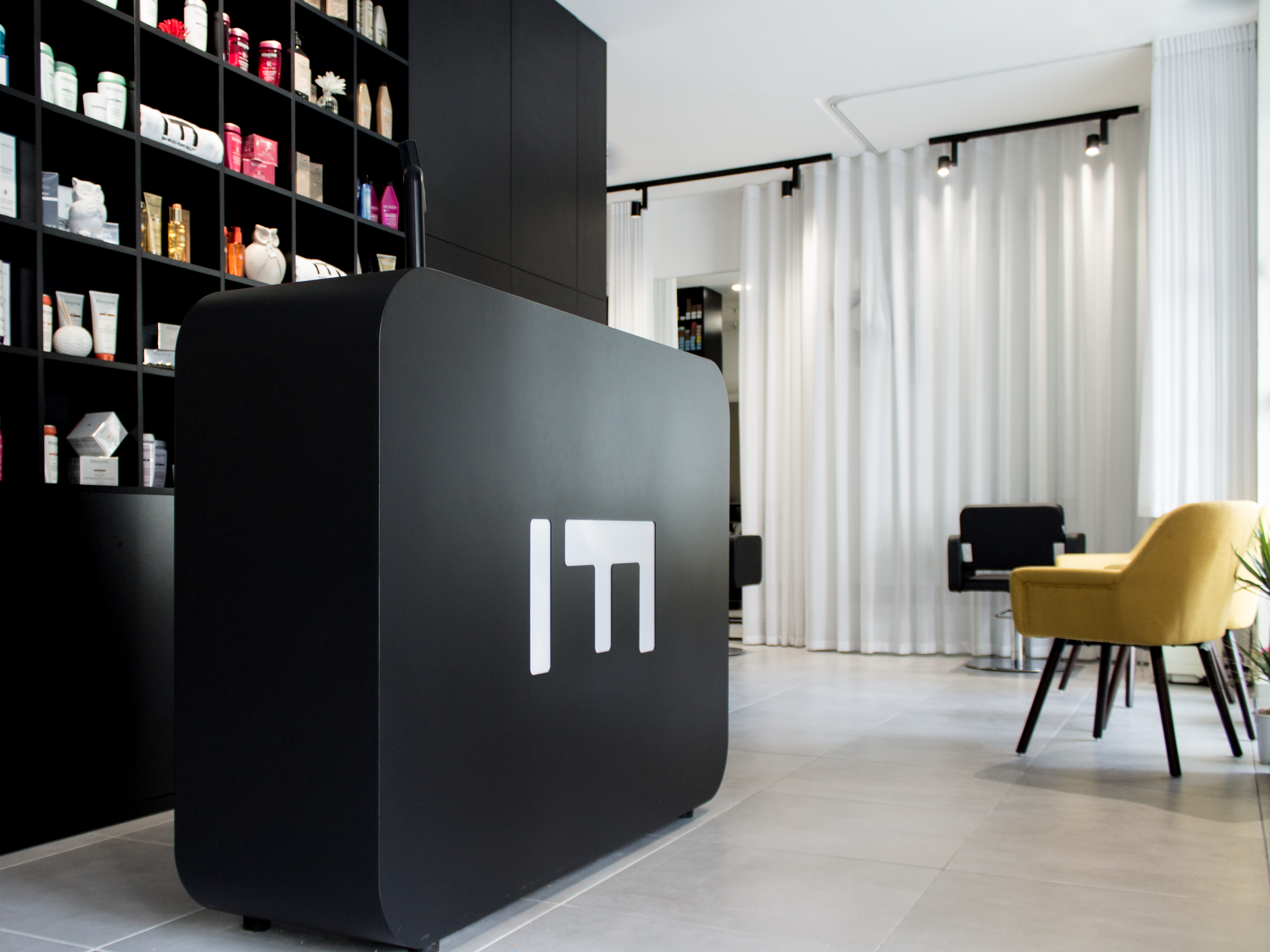 白色幕布后的美丽-9