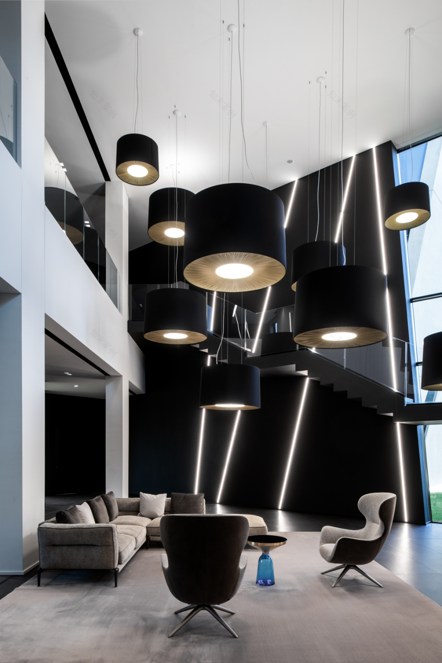 Chromavis 总部办公照明设计丨Axolight-1