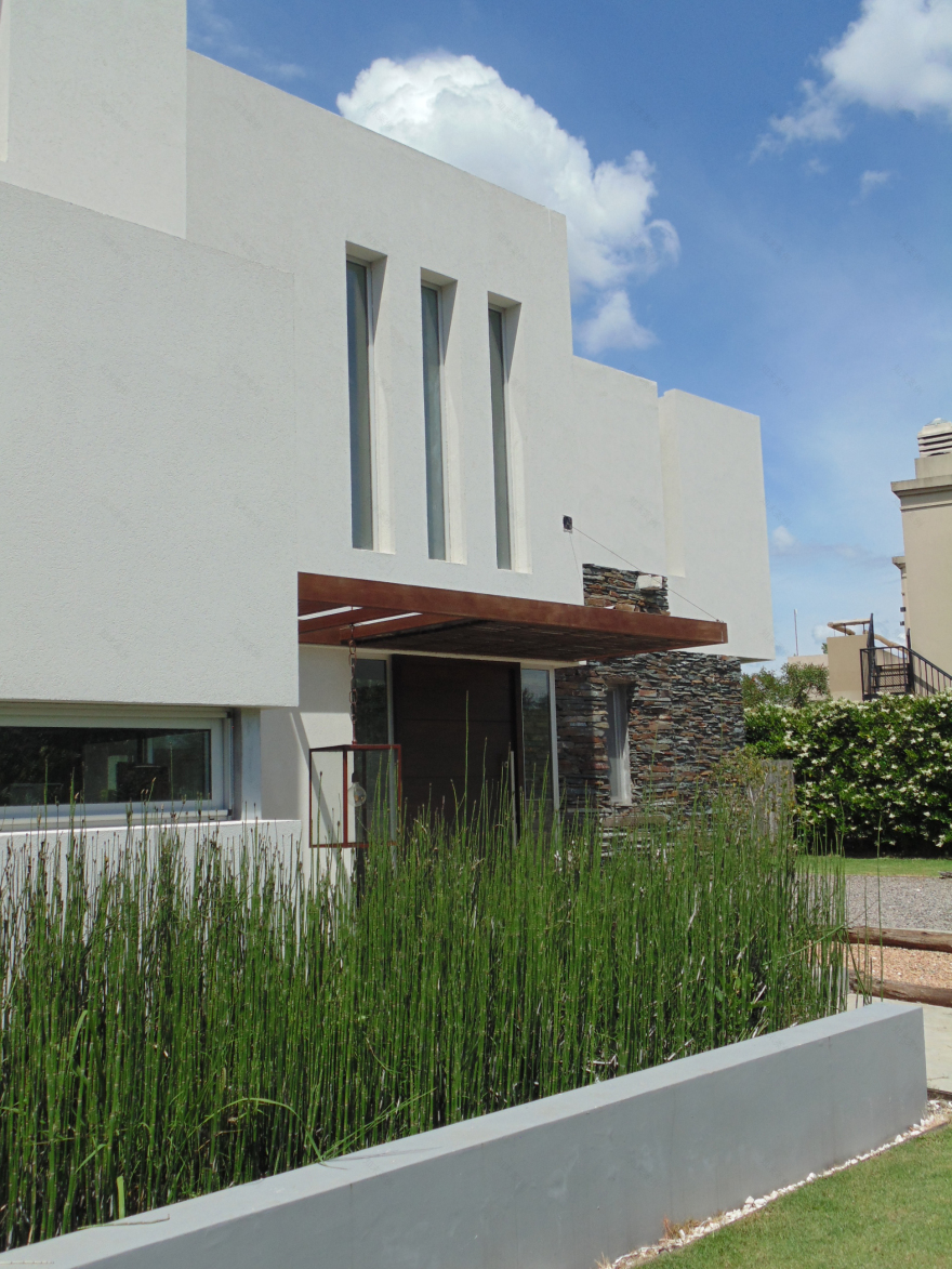 倒置阳光下的海滨别墅-3