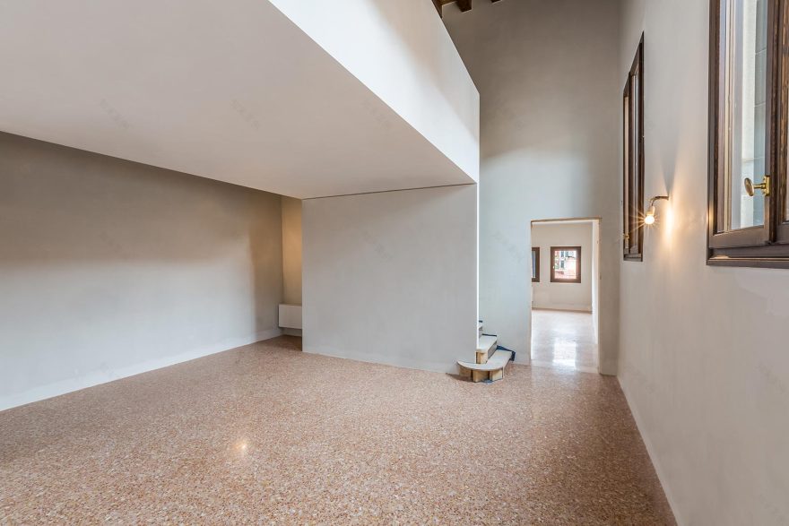 威尼斯古堡修复中的现代生活美学-18