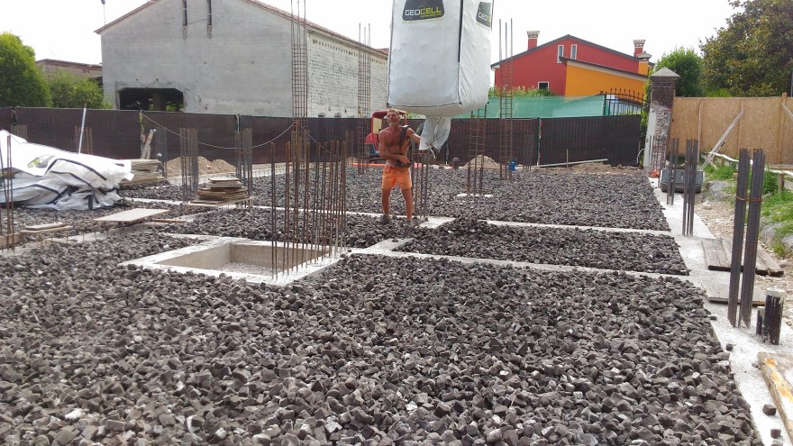 农村社区公益住房——绿色环保、能源高效的典范-39