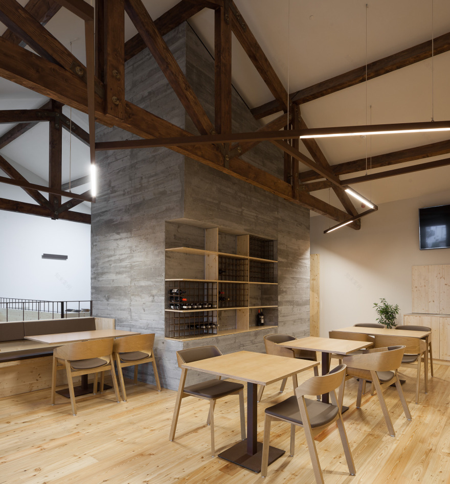 餐厅“ENTRE PORTAS”-39