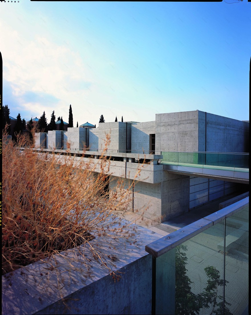 沉浸于寂静的墓葬空间-20