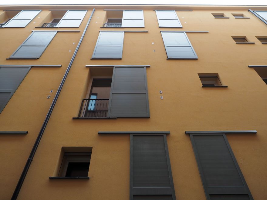 城市中心旧公寓翻新变身现代出租公寓-17