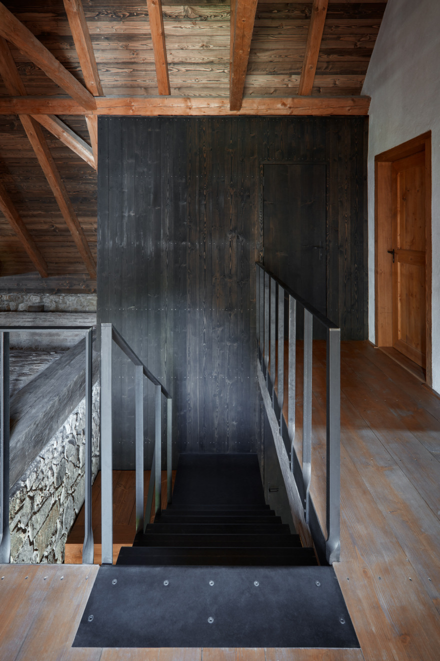 乡村别墅重建,传统工艺与自然之美的融合-22