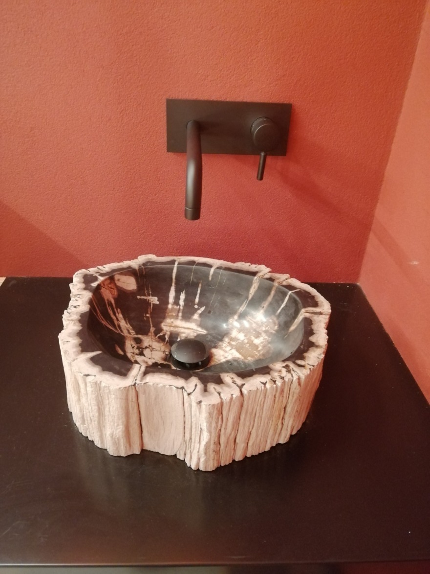 卢加诺葡萄酒库-14