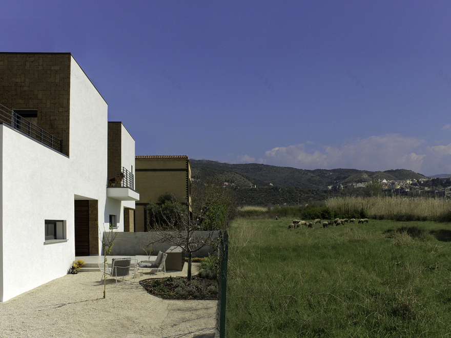 嵌合之居 · 蒂沃利之家-1