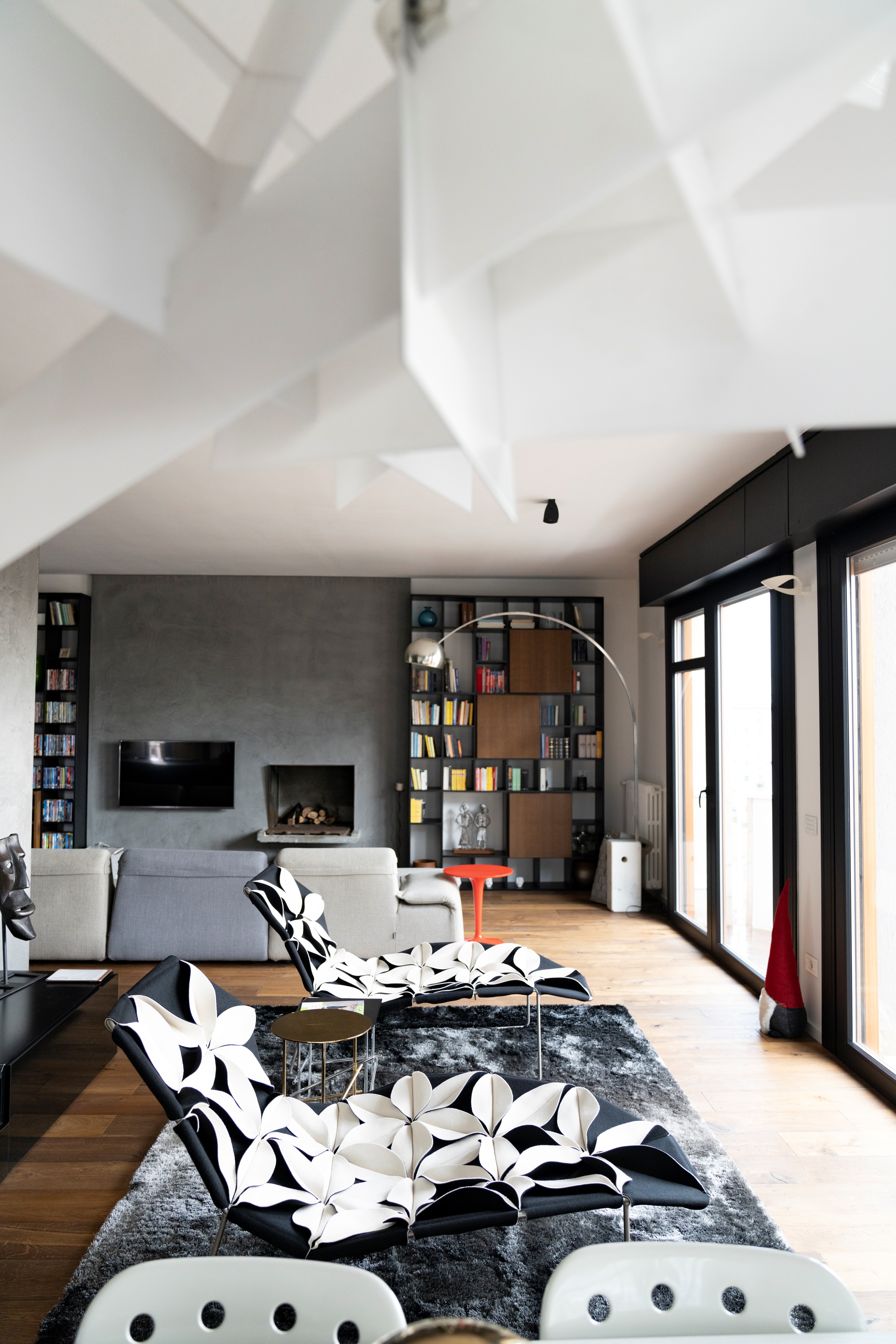 米兰 70 年代建筑中的温馨简约之家丨意大利米兰-2