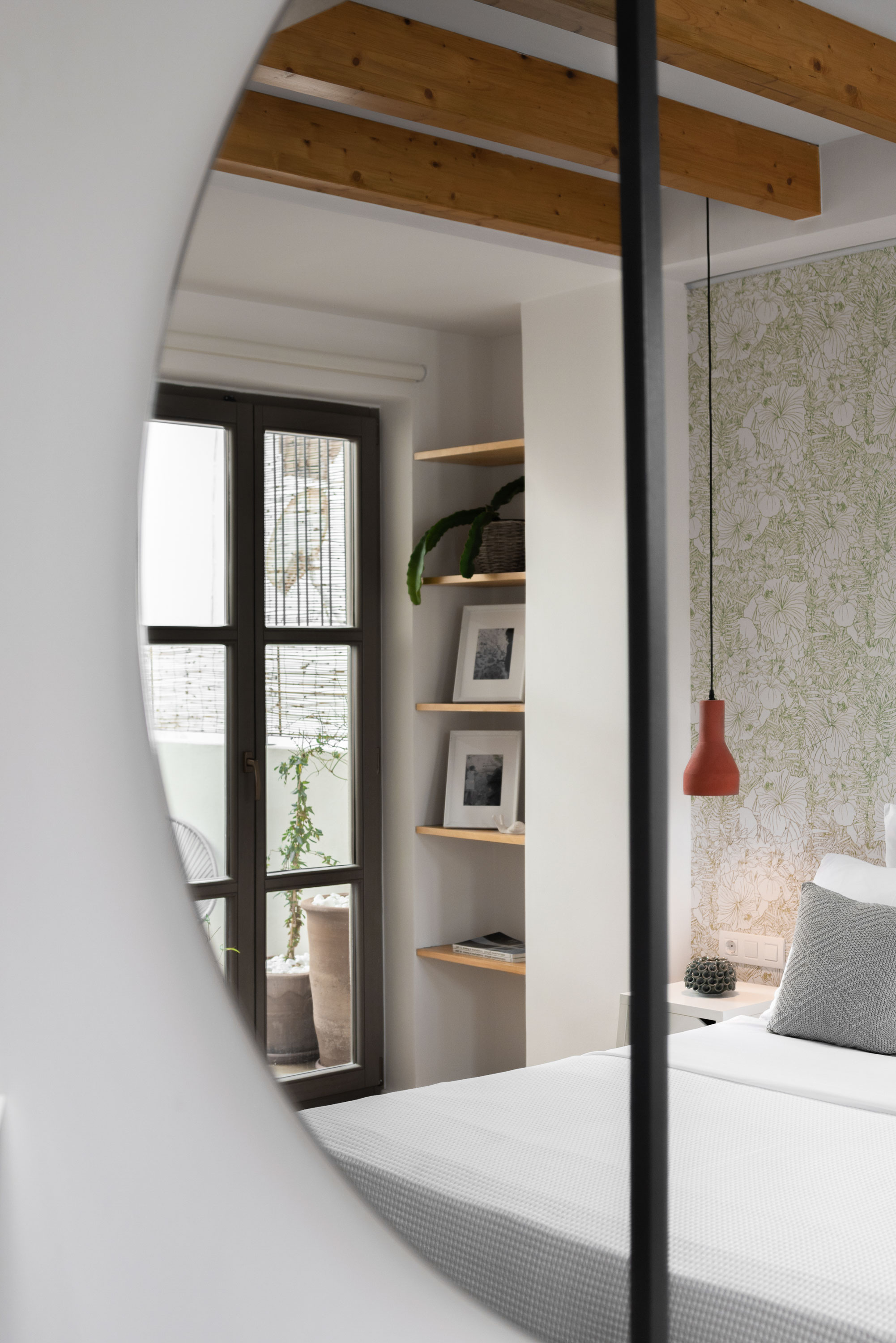 重焕生机的 47 平米公寓 | 历史中心的海景小天堂-13