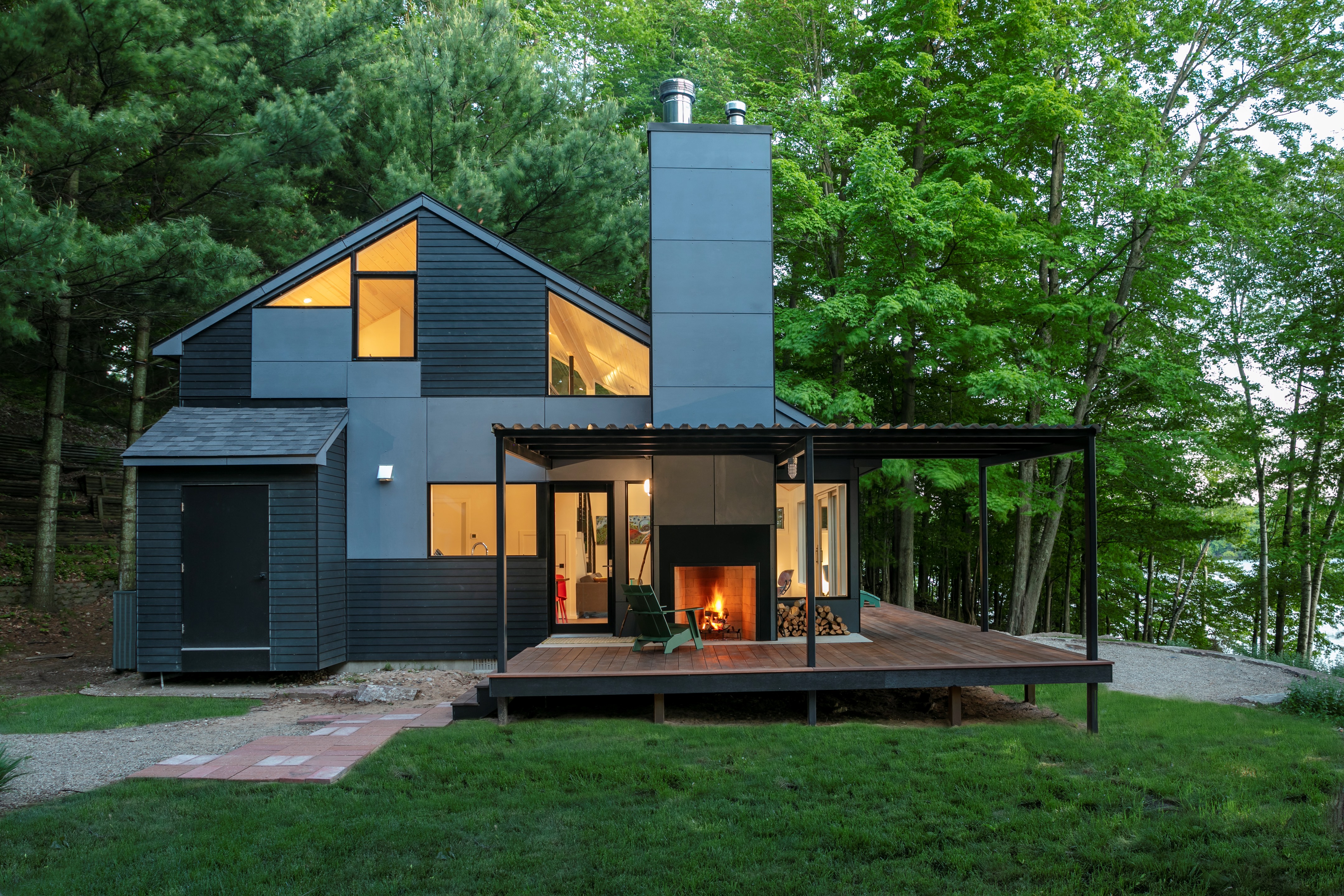 林间隐秘的 Hamlin Lake Cabin-1