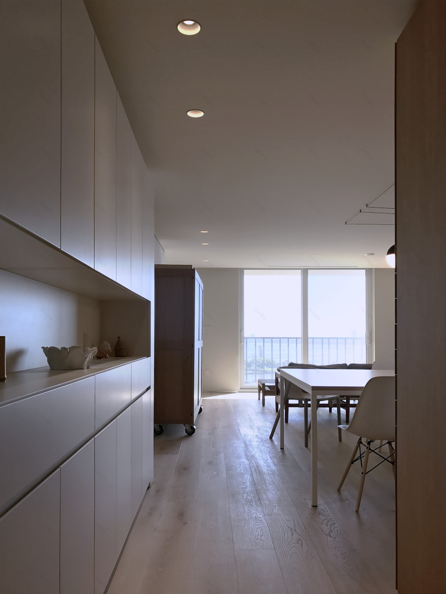 佛罗里达海湾的精致木构空间-0