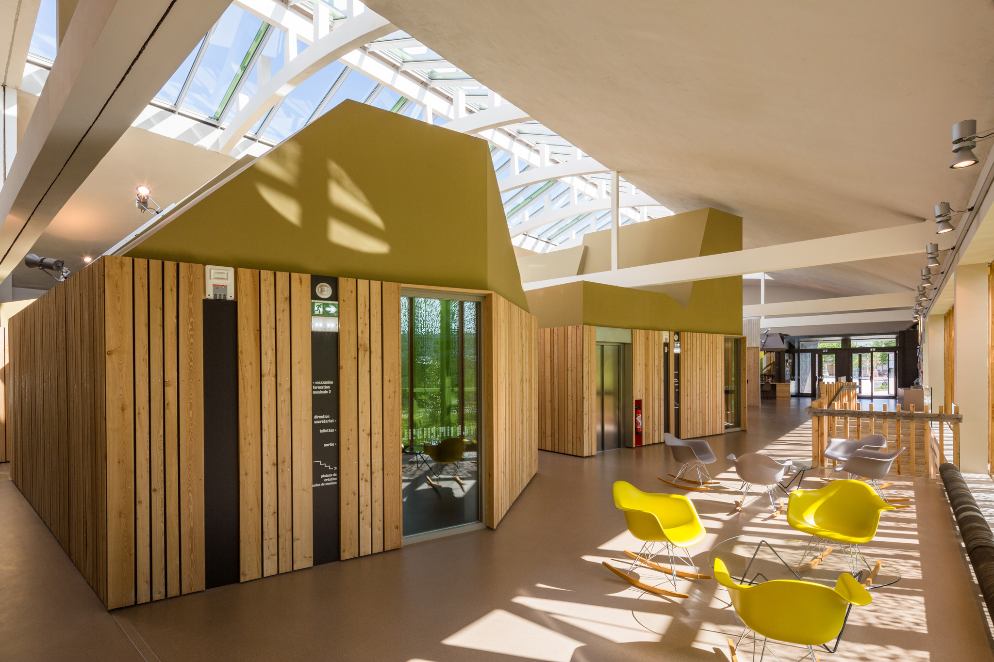 绿色工业风 Freyssinet 建筑的现代文化新生丨法国-6