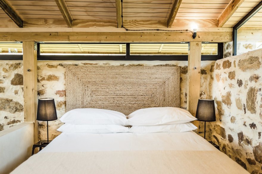 风之庇护的小石屋-7