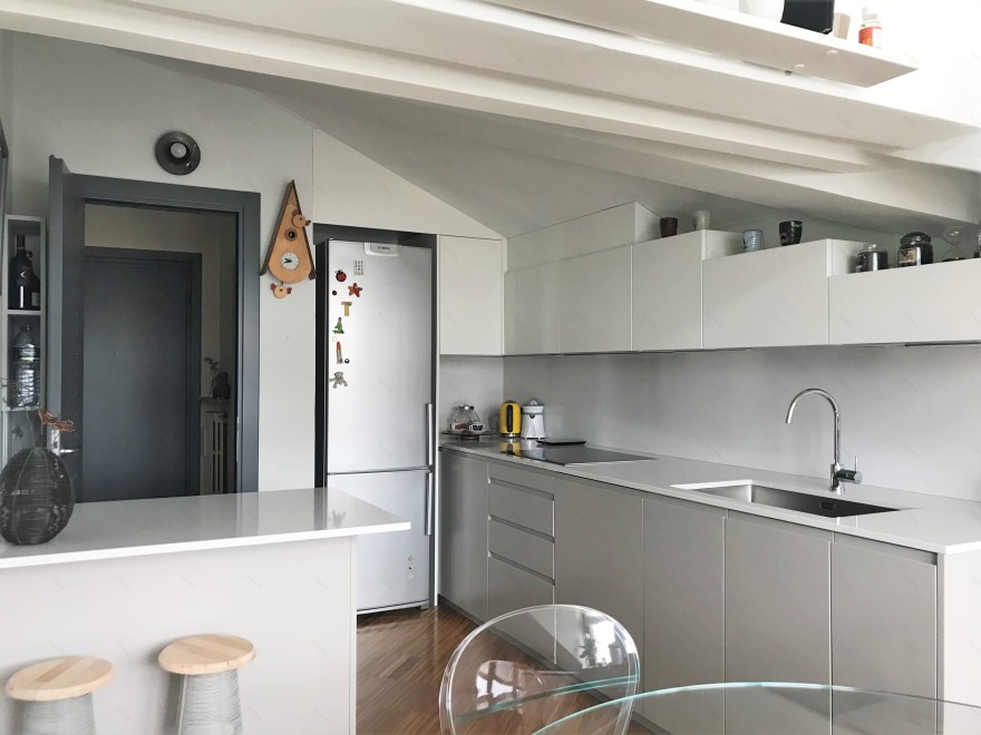 特别规划的顶层公寓厨房翻新项目-5