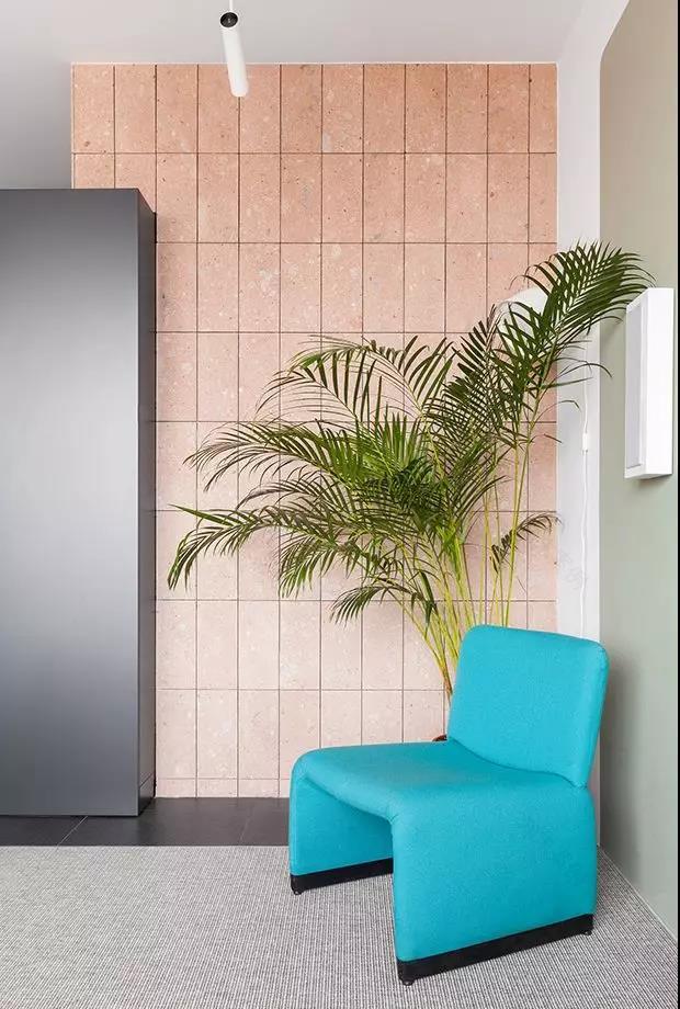 莫斯科 90㎡活力极简公寓设计-31