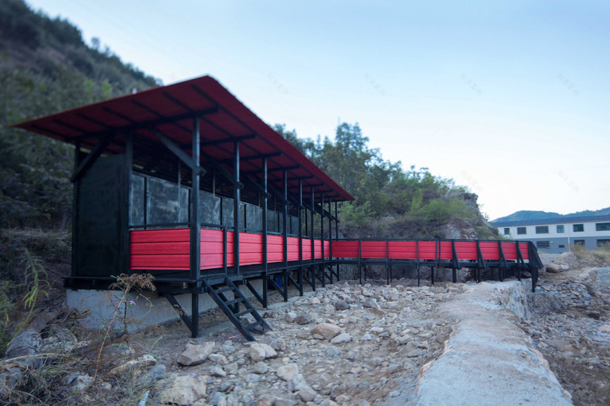 石城子村公共厕所 | 低成本逆袭之彩钢板与黑木的结合-18