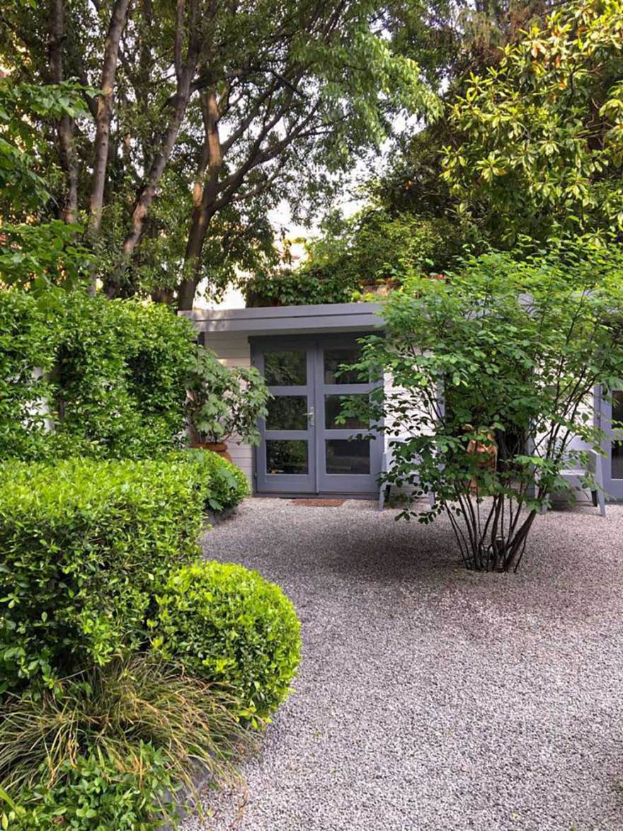 米兰 B&B Rosso Segnale 石子庭院设计丨意大利米兰-6