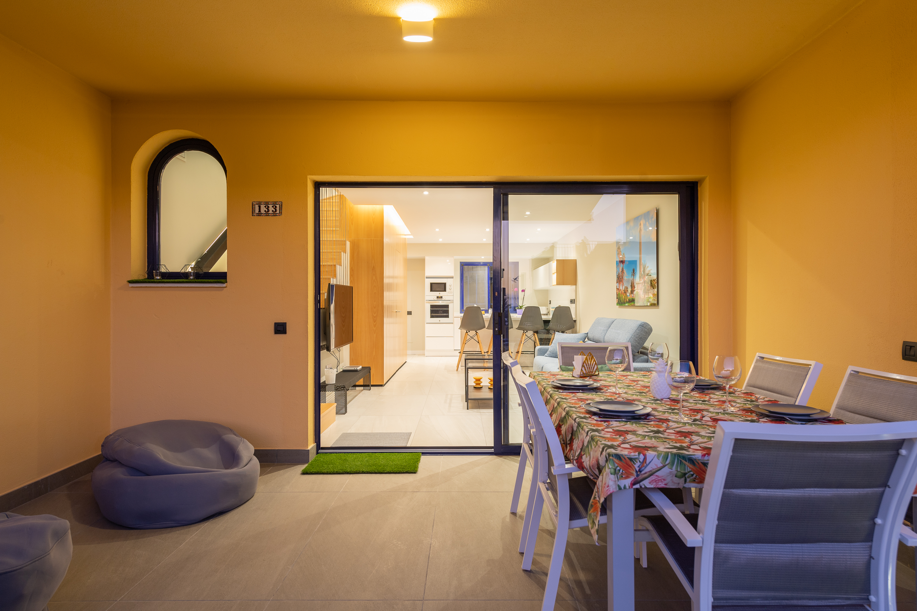 度假公寓的温暖细节-16